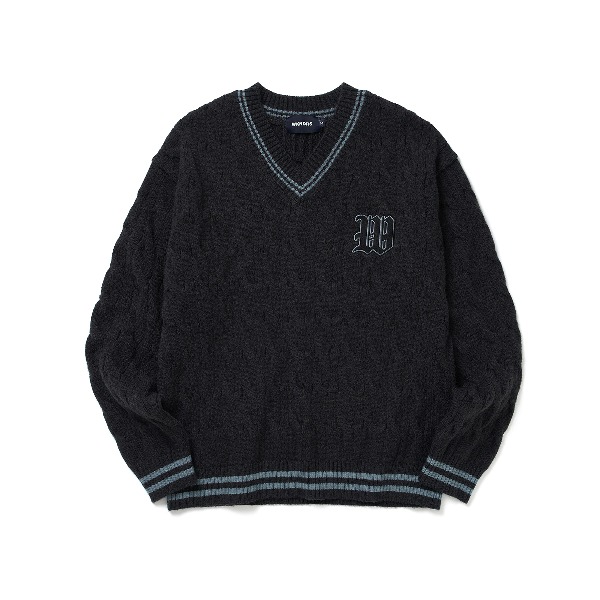 W V-NECK CABLE KNIT SWEATER (BLACK)